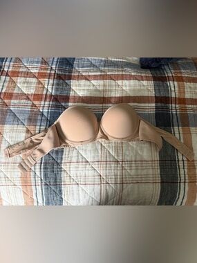 Nude Strapless Bra - push up bra Smooth Padded Support size 34 B